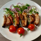 Свиное ребро